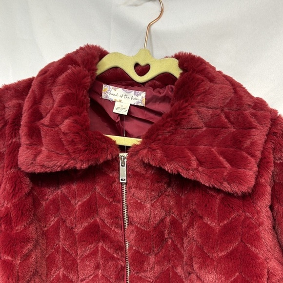 Band Of The Free Val Faux Fur Chevron collard Rhubarb red Jacket coat Small - Picture 4 of 11
